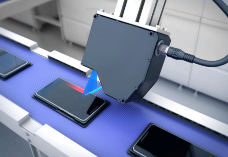 Uniform Line Lasers